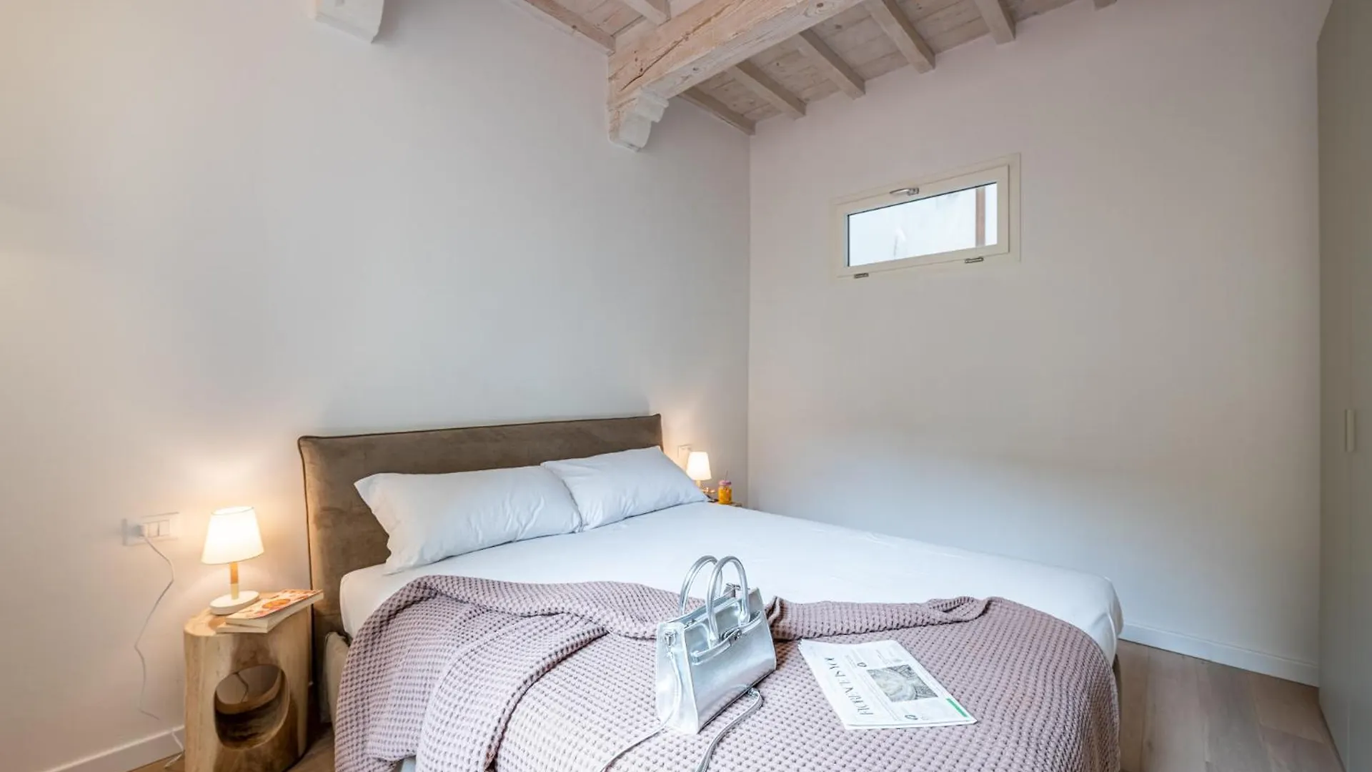 Algila Lifestyle Tornabuoni Apartments Florence