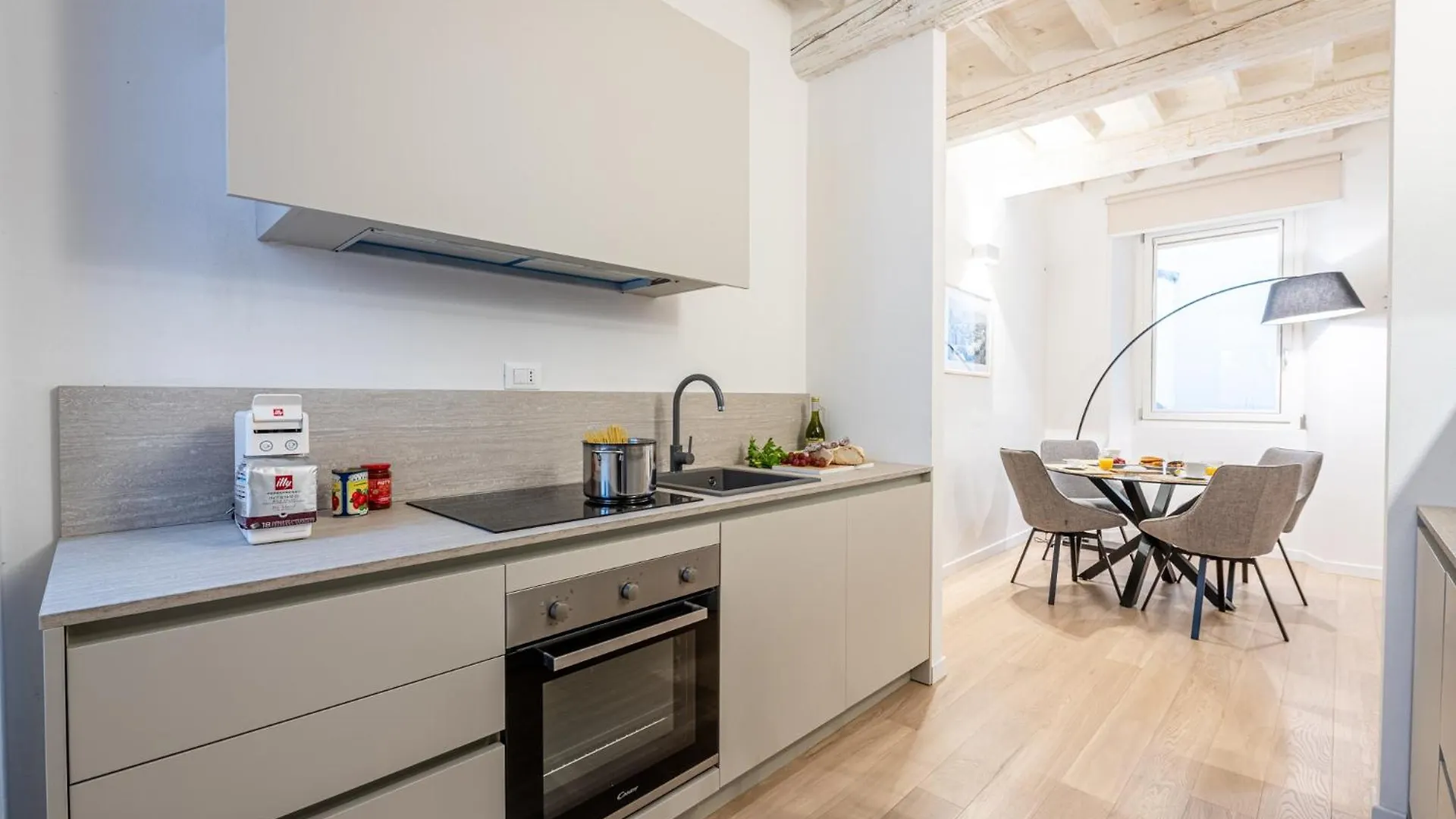 Algila Lifestyle Tornabuoni Apartments Florence 0*,  Italy